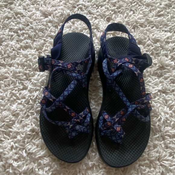 Chacos size 9 in Wink Blue - Picture 5 of 5
